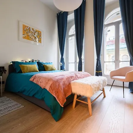Apt503a Lägenhet Neapel